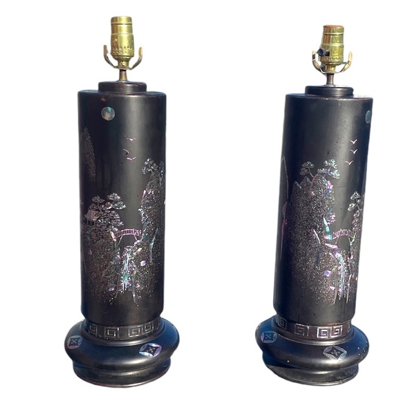 RARE SET OF 2 HOLLYWOOD REGENCY BLACK LAQUER MOTHER OF PEARL INLAY TABLE LAMP - Picture 2 of 16